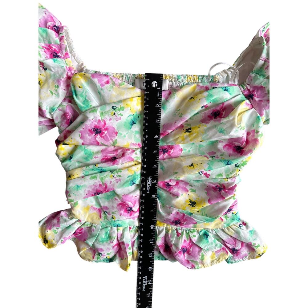 💥Do + Be Floral Ruffle Puff Sleeve Cropped Peplum Top Womens size Small Pink - Picture 4 of 7